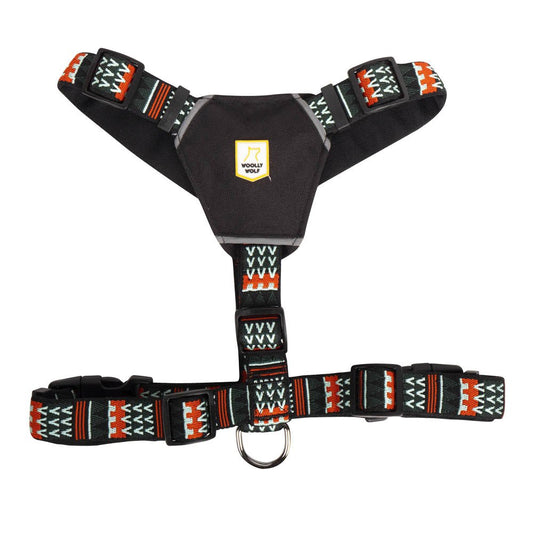 Unique dog harness inspired by Finnish forests